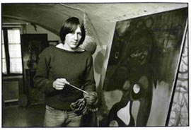 Eric Corbier en train de peindre dans son atelier de Bioten 1979